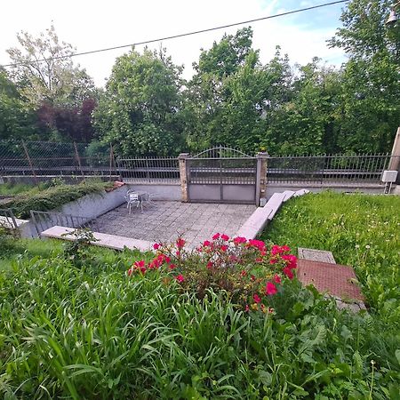 Апартаменти Garden House Trezzo Треццо-суль'Адда Екстер'єр фото